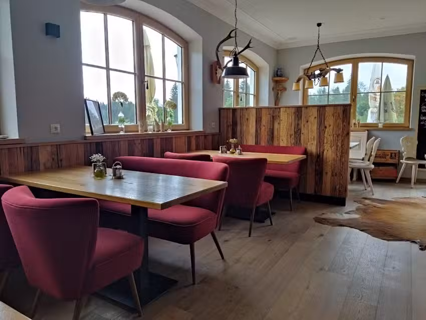 Hofgut Ratzenberg Gastwirtschaft & Biergarten
