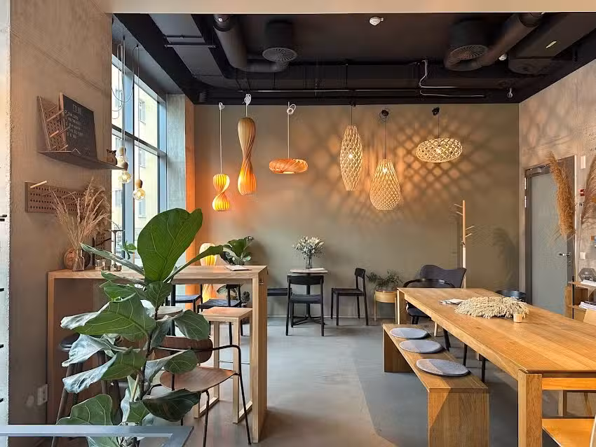 Holz & Hygge Caf&eacute; & Nordic Design Shop