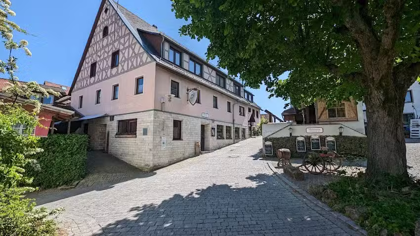 Holzwurm WIRTSHAUS & BAR