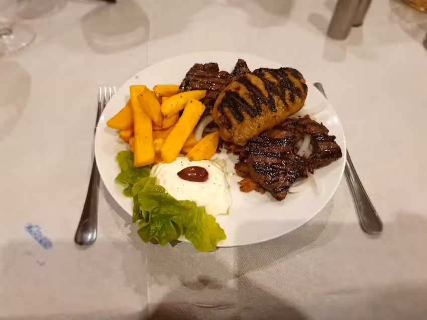 Hot Corner Restaurant