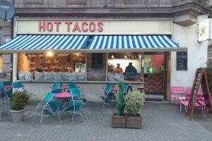 HOT TACOS