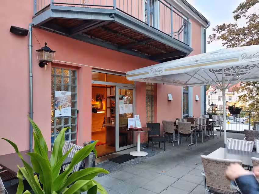 Hot Wok am Wasaplatz