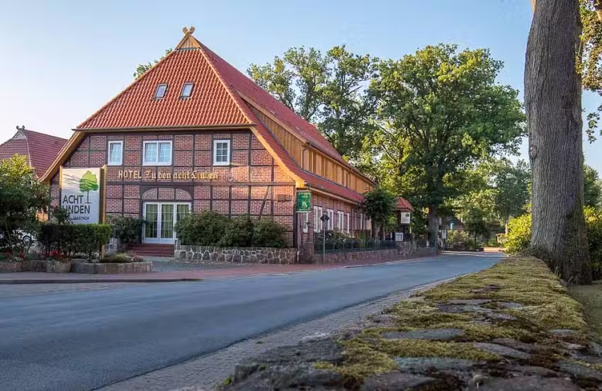 Hotel Acht Linden oHG