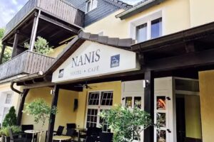Hotel & Appartements Nanis