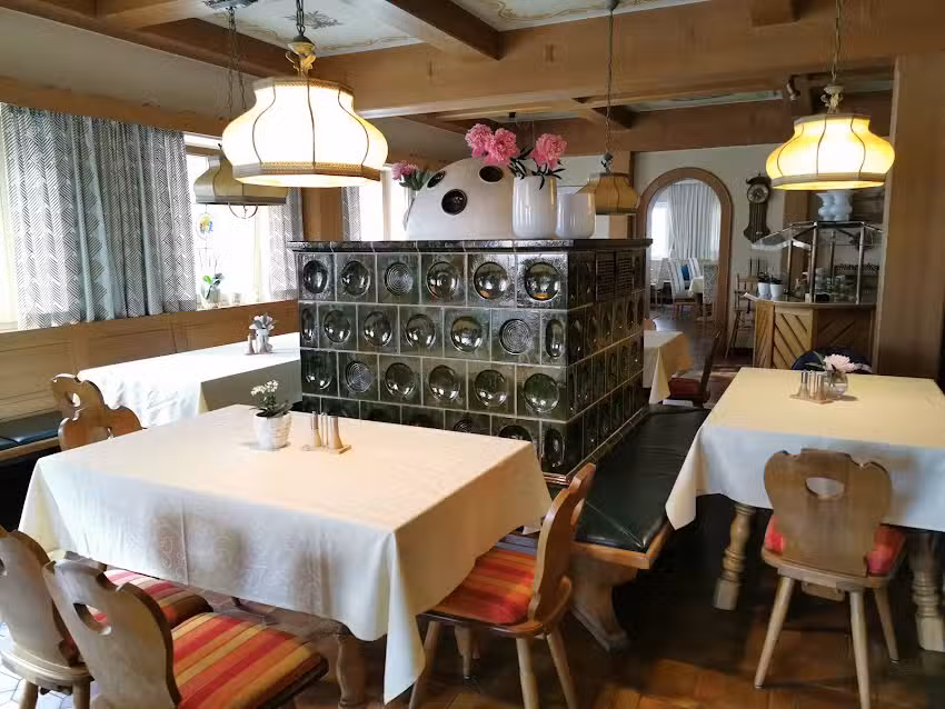 Hotel Burgwirt GmbH