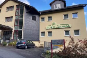 Hotel-Garni &bdquo;Am Wald&ldquo;