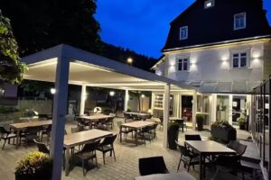 Hotel & Gasthof H&uuml;ttensteinach KG