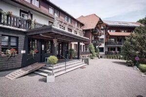 Hotel Hochfirst – Julia und Tom Stahl