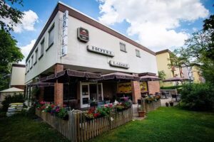Hotel Ladage