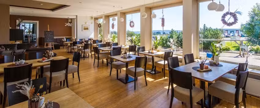 Hotel Restaurant Caf&eacute; Peterchens Mondfahrt