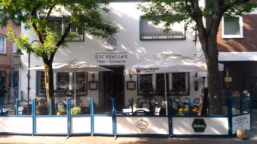 Hotel &ndash; Restaurant Engels Ratskeller