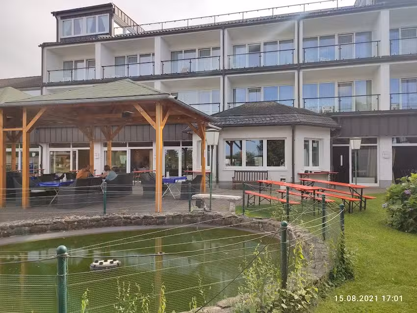 Hotel &ndash; Restaurant G&ouml;rres