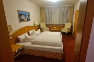 Hotel · Restaurant H. Perl