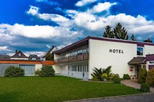 Hotel Restaurant Hellers Krug GmbH