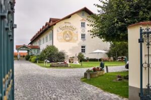 Hotel & Restaurant Linderhof