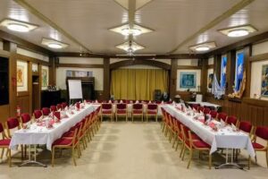 Hotel &ndash; Restaurant Rebstock