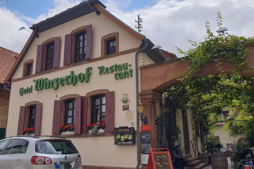 Hotel-Restaurant Winzerhof, Fam. Stefan Becker