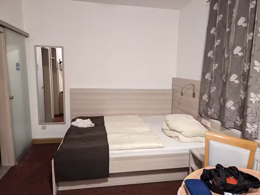 Hotel Saalthal Alter &ndash; Hotel &bdquo;Saalestrand&ldquo;