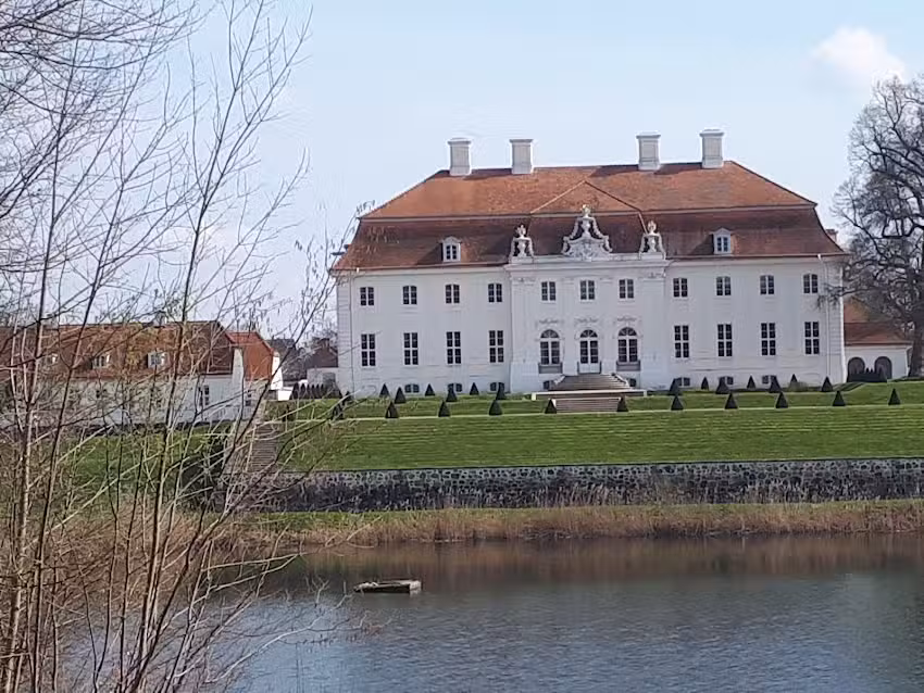 Hotel Schlosswirt Meseberg