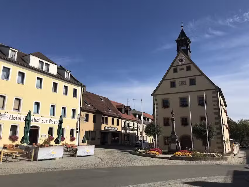 Hotel und Gasthof zur Post