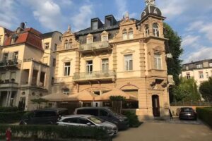 Hotel Villa Grunewald mit Café und Bistro