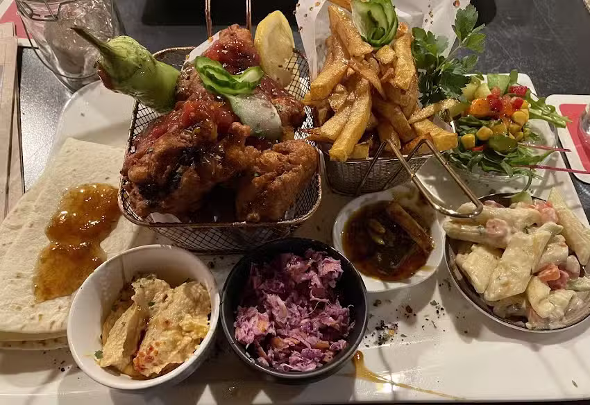 HOWZIT Let&rsquo;s Meet