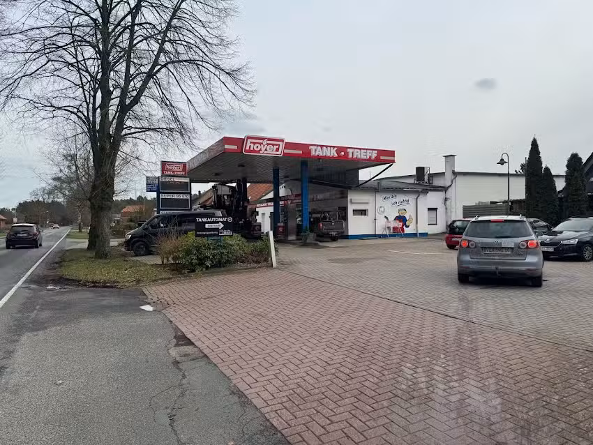 Hoyer Tank-Treff / Kirchlinteln &ndash; Hohenaverbergen