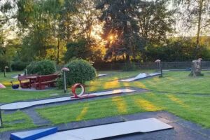 Hugo’s Minigolf Eis Bar Brakel
