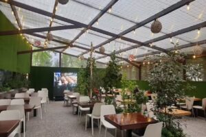 H&uuml;ner Restaurants