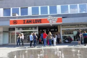 I AM LOVE · Ice Cream · Food · Friends · (Witten)