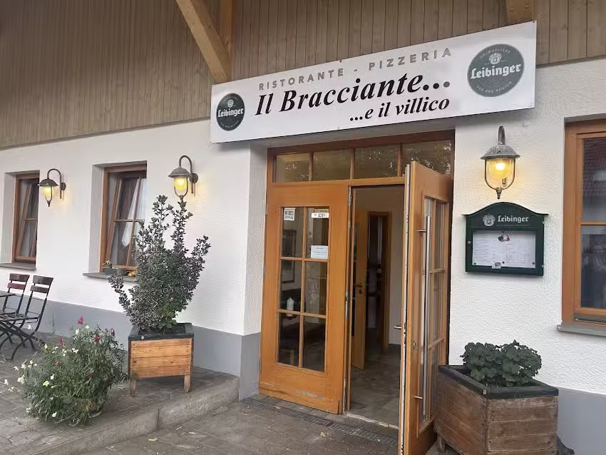 Il bracciante e il villico ex Martello