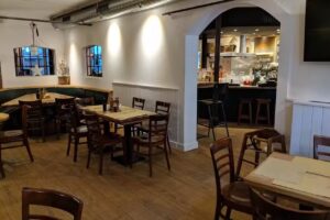 IL LOCALE