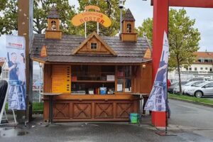 Imbiss am Baumarkt