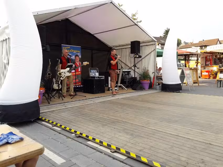 Imbiss am Schmidtbergplatz