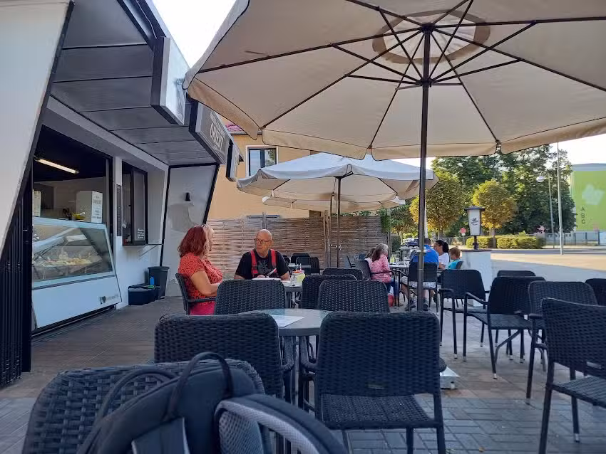 Imbiss & Eiskaffee Orient