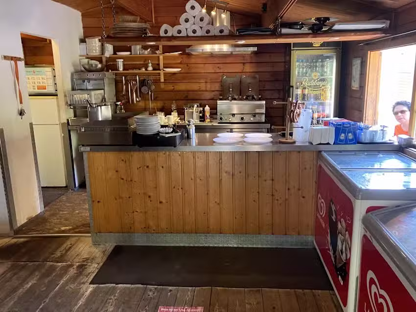 Imbiss Hütte – Waldau