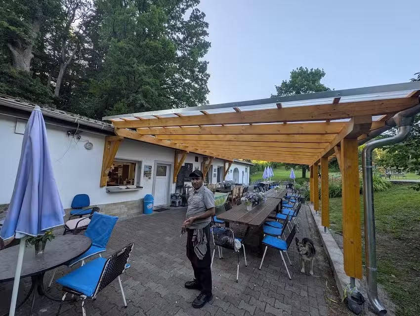 Imbiss im Waldbad Ritzenhausen