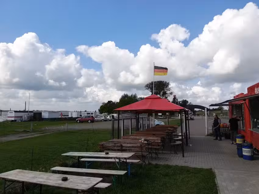 Imbiss Strandoase/Bikertreff