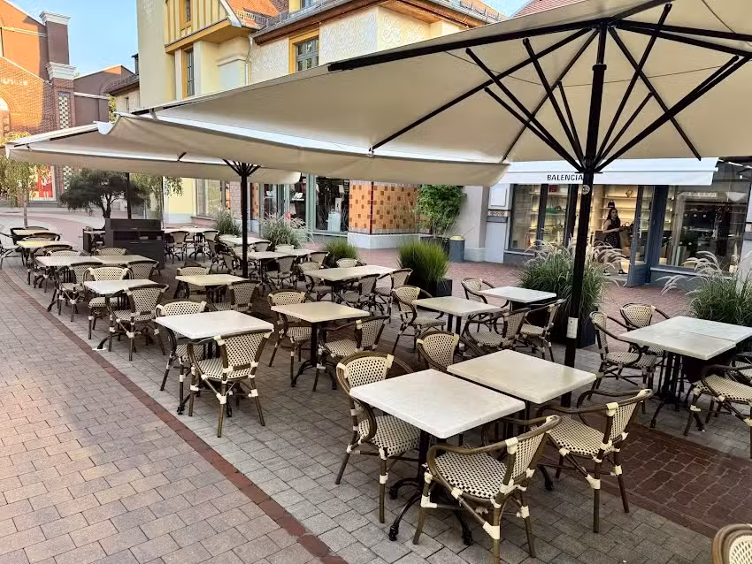 Indochine im Ingolstadt Village