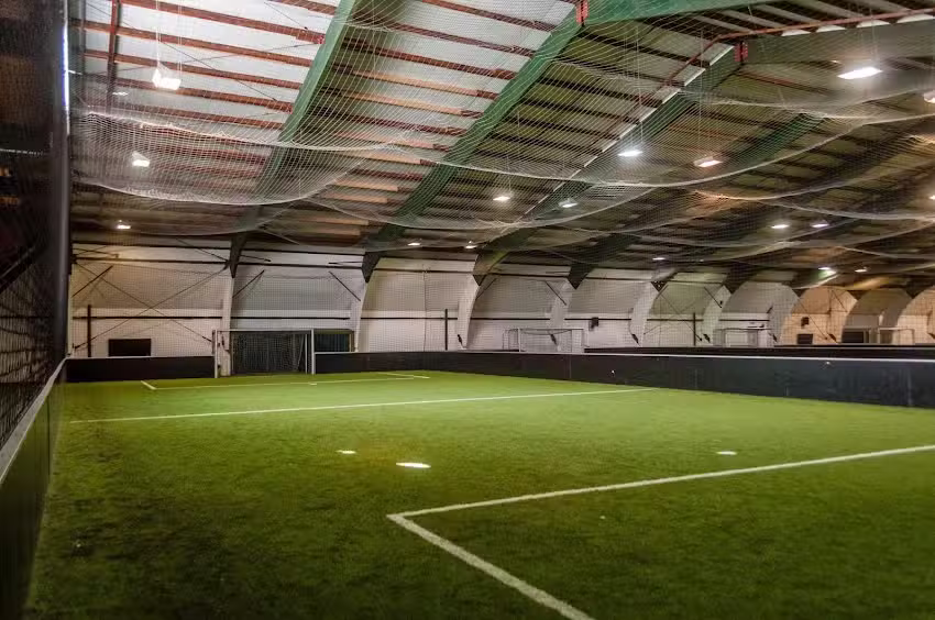 Indoor-Fu&szlig;ballhalle &ndash; Soccer King in Bremen