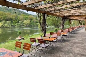 Insel-Restaurant Ferieninsel Winningen