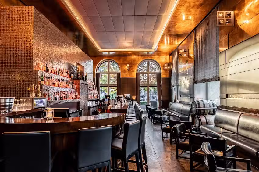 ISARBAR – Hotelbar & Lounge