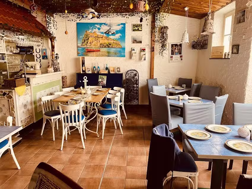 ISCHIA PORTO Spalt