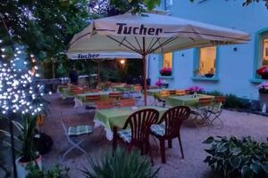 Italian Eatery by Ana