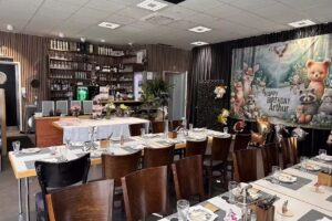 J Hari Restaurant