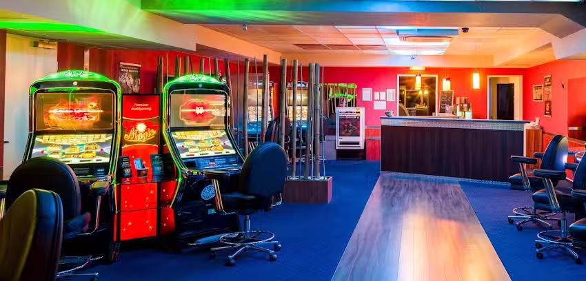 Jackpot Trostberg Spielhalle / Caf&eacute; Neutral