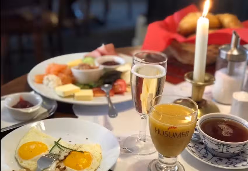 Jacqueline&rsquo;s Caf&eacute;