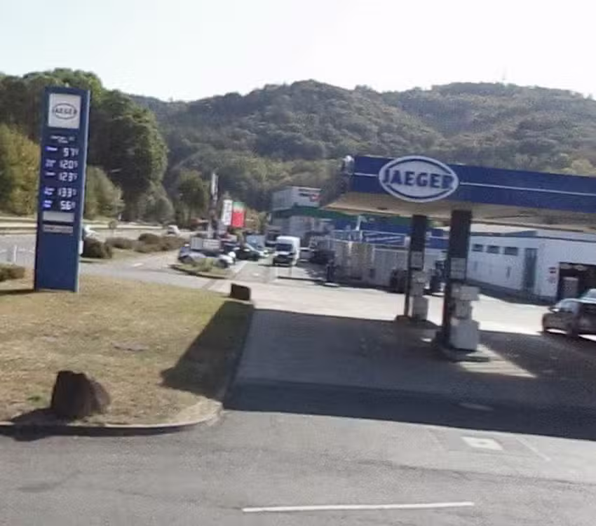 JAEGER Tankstelle