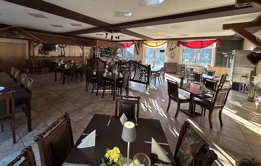 J&auml;gerhof-Restaurant-Hotel-Wohnmobile-