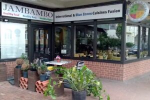 JAMBAMBO Restaurant, Bar & Coaching